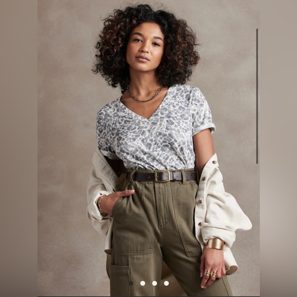 NWT Banana Republic Factory Malibu Tee, size small